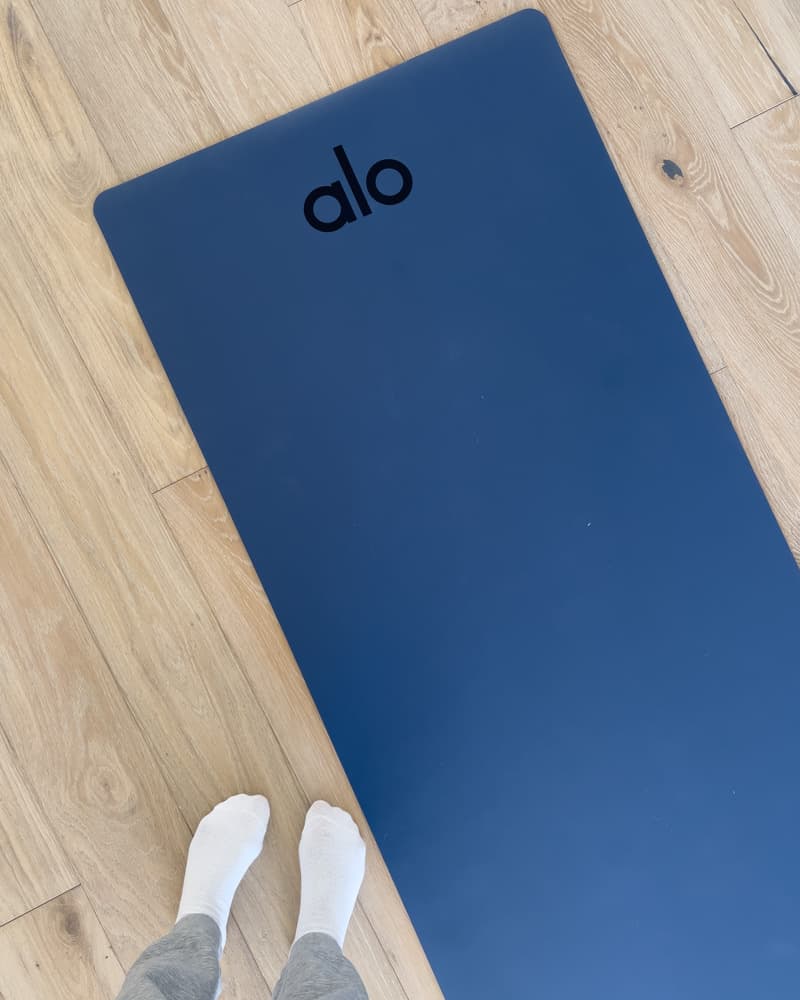  Alo Yoga Warrior Mat, Bright Aqua Tie Dye, One Size